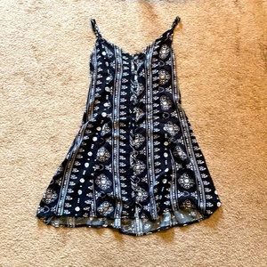 Patterned summery mini dress